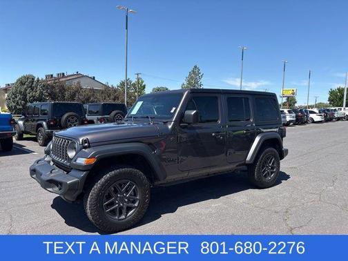 Granite Crystal Metallic Clearcoat 2025 Jeep Wrangler Sport S