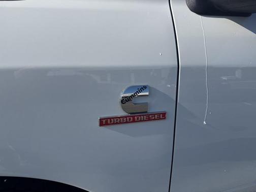 2024 RAM 2500 Tradesman Crew Cab 4x4 6'4' Box