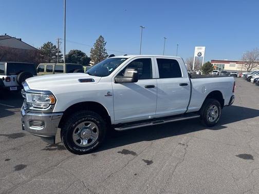 2024 RAM 2500 Tradesman Crew Cab 4x4 6'4' Box