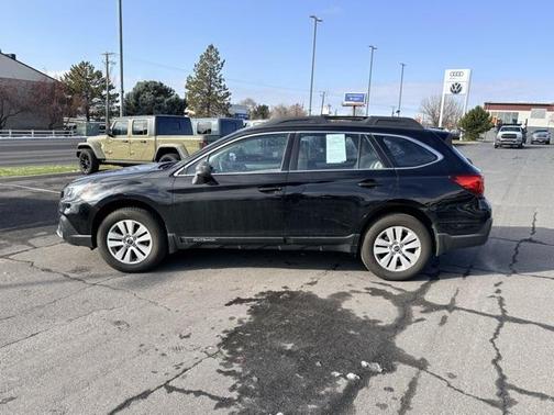 2019 Subaru Outback 2.5i