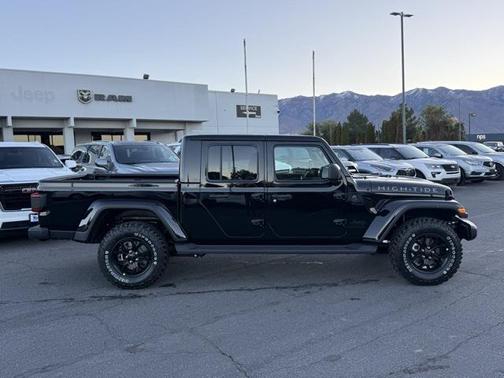 2025 Jeep Gladiator High Tide