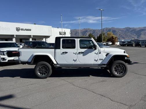 2020 Jeep Gladiator Overland