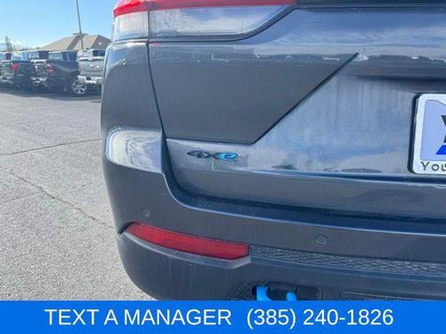 2022 Jeep Grand Cherokee 4xe Trailhawk