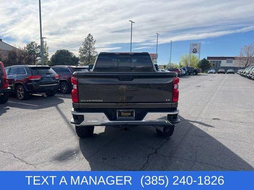 Greenstone Metallic 2022 Chevrolet Silverado 3500 LT