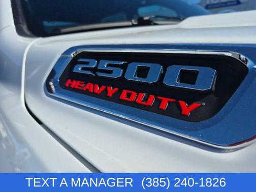 Bright White Clearcoat 2026 RAM 2500 Big Horn Crew Cab 4x4 6'4' Box