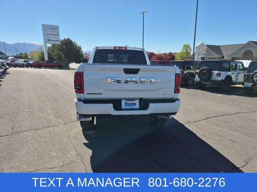 Bright White Clearcoat 2026 RAM 2500 Big Horn Crew Cab 4x4 6'4' Box