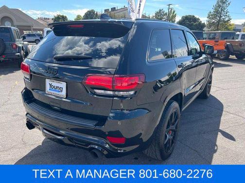 Diamond Black Crystal Pearlcoat 2018 Jeep Grand Cherokee SRT