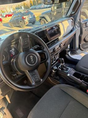 2025 Jeep Gladiator Nighthawk