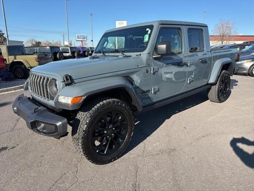 2025 Jeep Gladiator Nighthawk