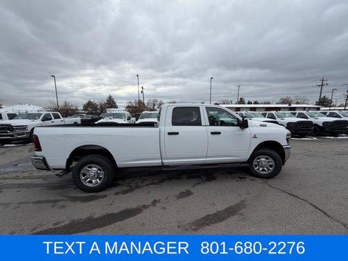 Bright White Clearcoat 2026 RAM 3500 Tradesman Crew Cab 4x4 8' Box