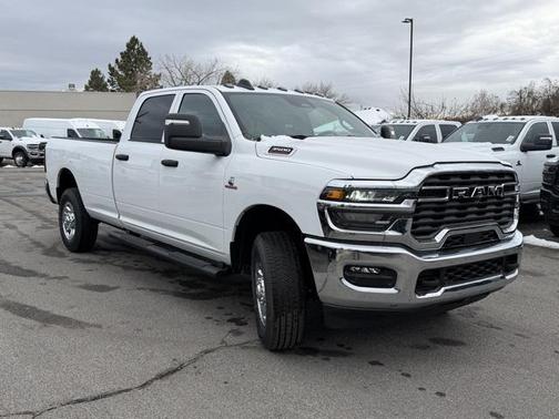2026 RAM 3500 Tradesman Crew Cab 4x4 8' Box