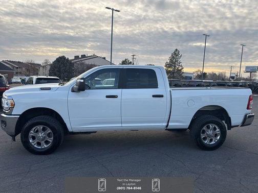 2023 RAM 2500 Big Horn Crew Cab 4x4 6'4' Box