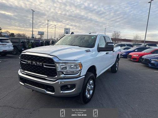 2023 RAM 2500 Big Horn Crew Cab 4x4 6'4' Box