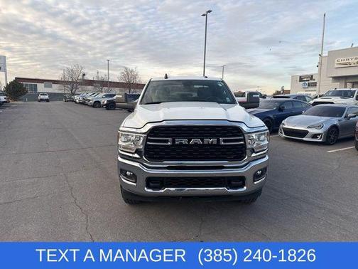2023 RAM 2500 Big Horn Crew Cab 4x4 6'4' Box