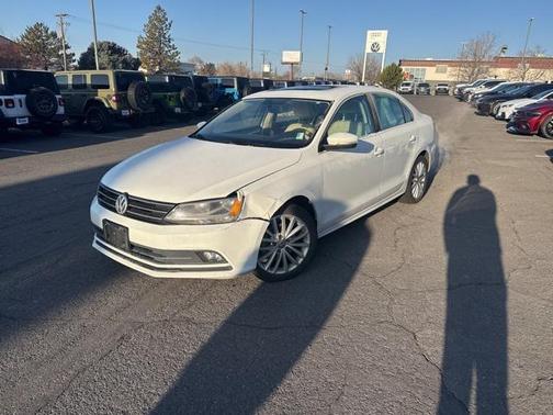 2015 Volkswagen Jetta Auto SE w/Connectivity/Navigation