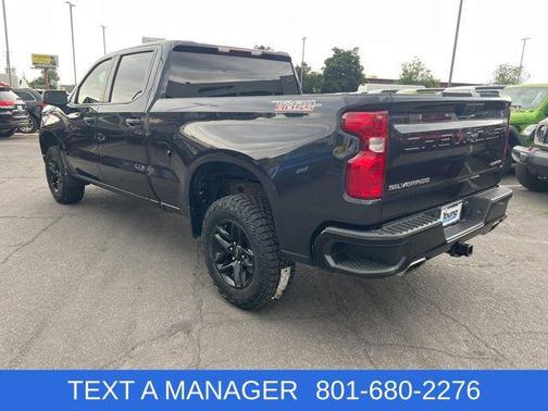 Dark Ash Metallic 2023 Chevrolet Silverado 1500 Custom Trail Boss