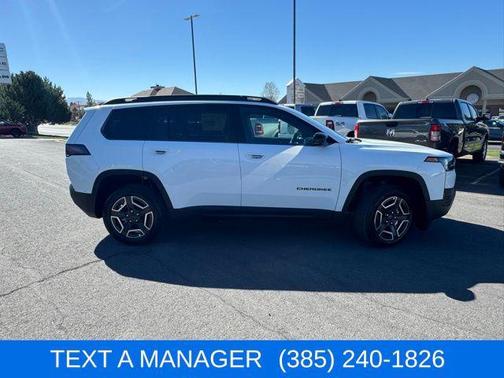 Bright White Clearcoat 2026 Jeep Cherokee Limited