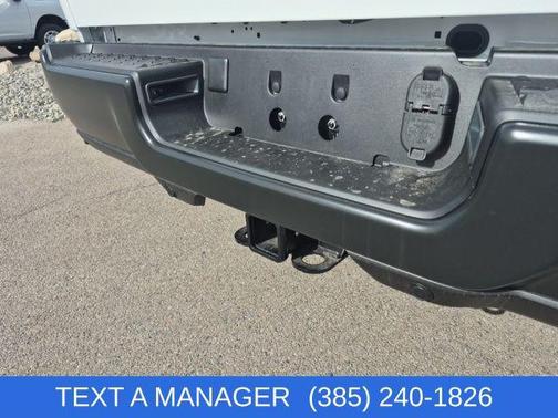 Bright White Clearcoat 2026 RAM 2500 Tradesman Crew Cab 4x4 6'4' Box