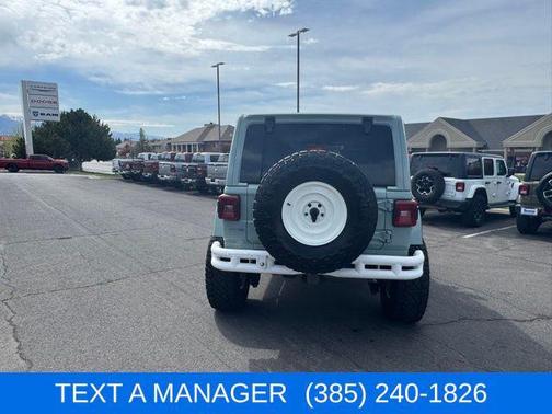 Earl Clearcoat 2023 Jeep Wrangler 4xe Sahara