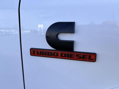 2020 RAM 2500 Laramie Mega Cab 4X4 6'4' Box