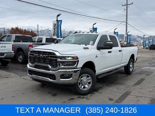 2026 RAM 3500 Tradesman Crew Cab 4x4 8' Box