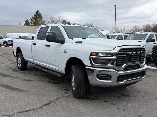 2026 RAM 3500 Tradesman Crew Cab 4x4 8' Box