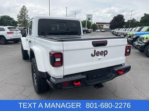 Bright White Clearcoat 2025 Jeep Gladiator Rubicon