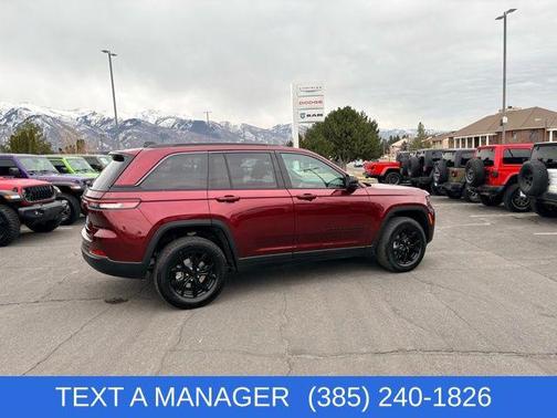 2026 Jeep Grand Cherokee Altitude