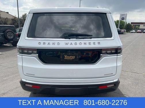 Bright White Clearcoat 2022 Jeep Grand Wagoneer Series III 4x4