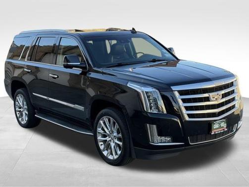 2018 Cadillac Escalade Luxury