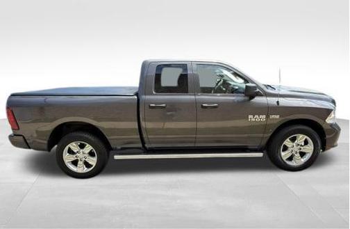 Granite Crystal Metallic Clearcoat 2018 RAM 1500 Express
