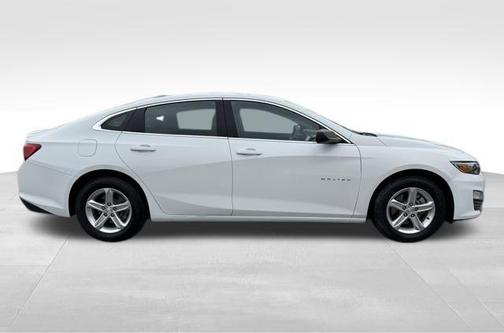 2022 Chevrolet Malibu 1LS