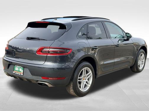 2017 Porsche Macan Base