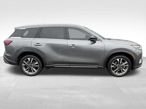 2022 INFINITI QX60 Luxe
