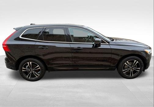 2019 Volvo XC60 T5 Momentum