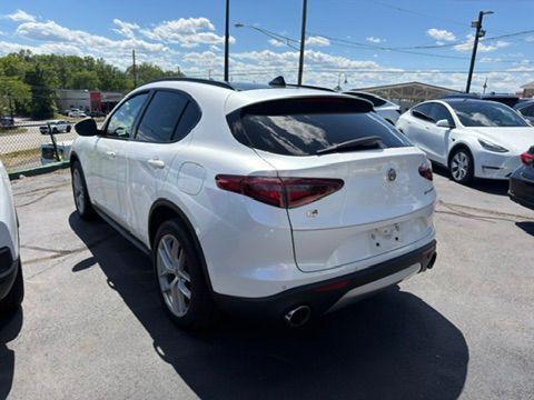 Trofeo White Tri-Coat 2019 Alfa Romeo Stelvio Ti Sport