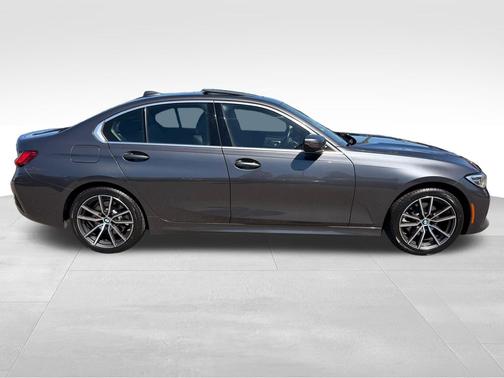Mineral Gray Metallic 2019 BMW 330 xDrive