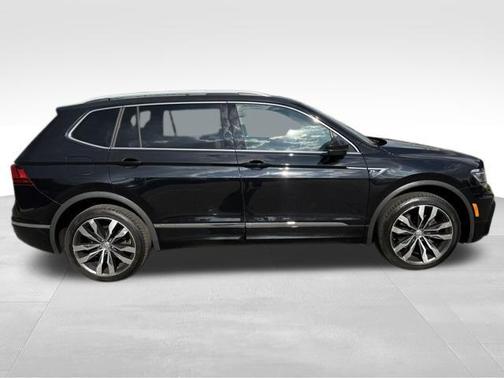 2020 Volkswagen Tiguan 2.0T SEL R-Line 4MOTION