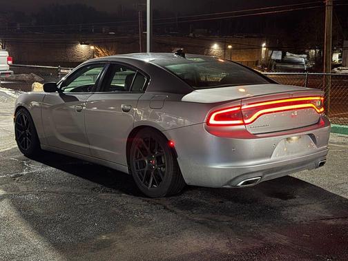 2018 Dodge Charger SXT Plus