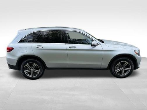 2017 Mercedes-Benz GLC 300 4MATIC