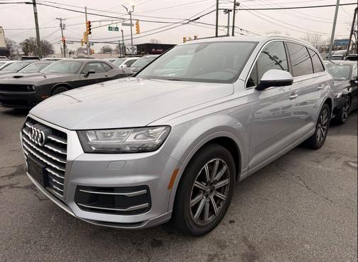 2019 Audi Q7 45 Premium Plus