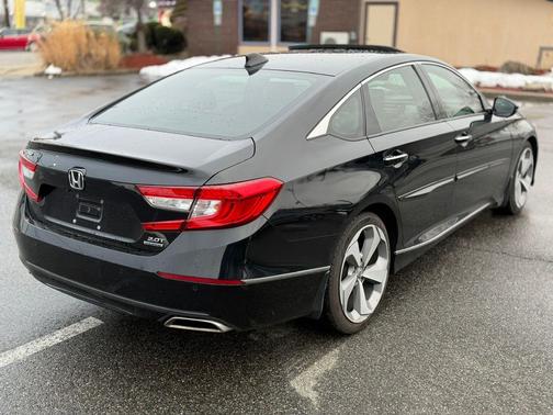 2018 Honda Accord Touring 2.0T