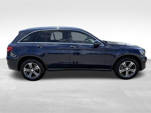 2016 Mercedes-Benz GLC 300 Base