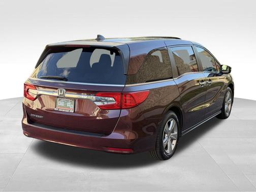 Deep Scarlet Pearl 2019 Honda Odyssey EX-L