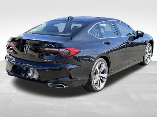 2022 Acura TLX Advance