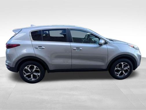 Steel Gray 2022 Kia Sportage LX
