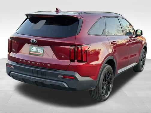 2021 Kia Sorento S