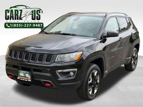 Diamond Black Crystal Pearlcoat 2017 Jeep New Compass Trailhawk