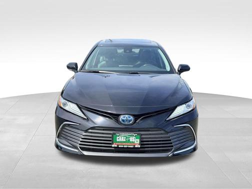 Midnight Black Metallic 2021 Toyota Camry Hybrid XLE