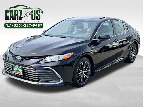 Midnight Black Metallic 2021 Toyota Camry Hybrid XLE